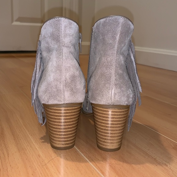 NWOT BASS - fringe heeled boots - Picture 4 of 6